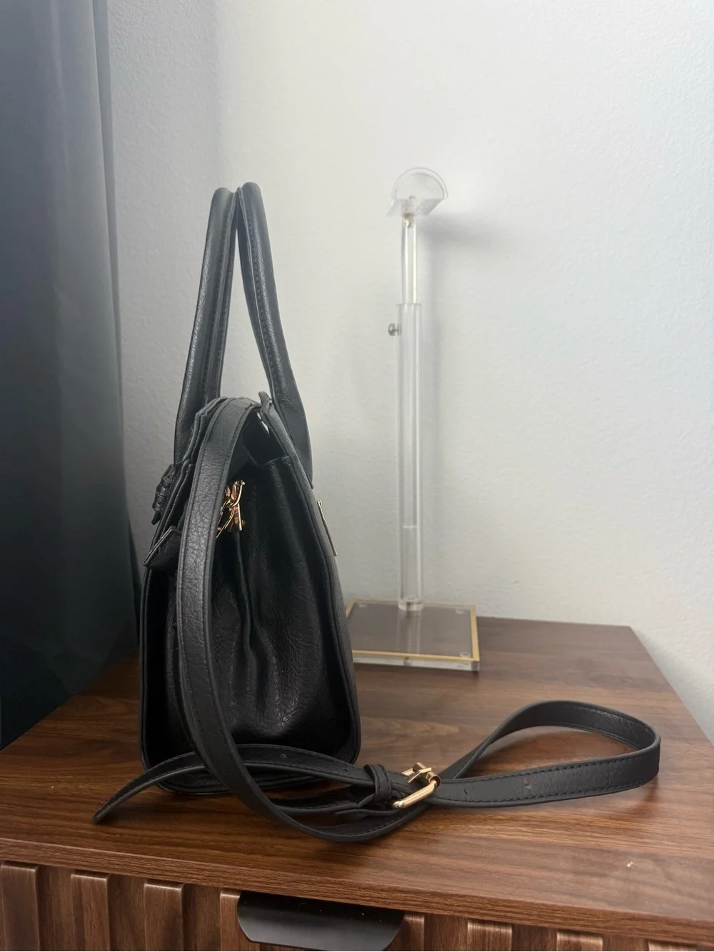Black Structured Top Handle Handbag with Detachable Crossbody Strap - Old Money